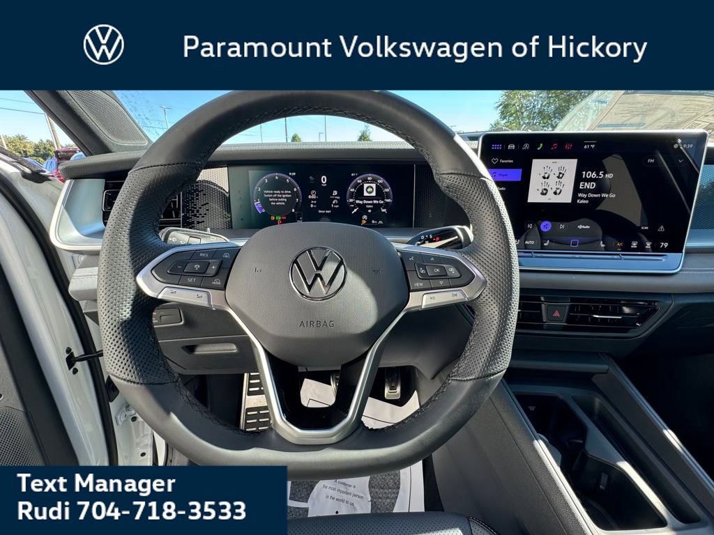 New 2026 Volkswagen Tiguan SE R-Line image 8