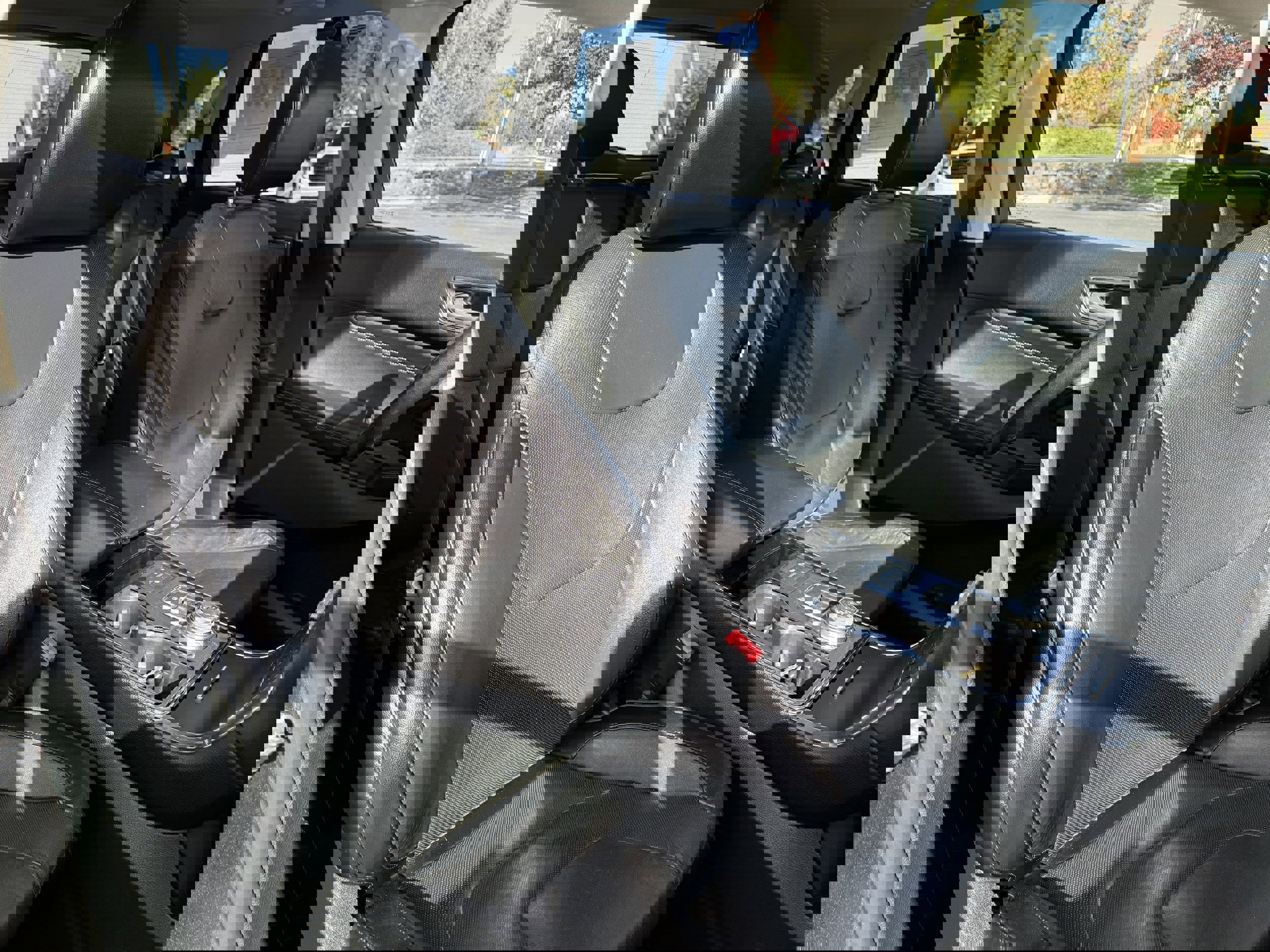 Used 2019 Ford Edge Titanium w/ Equipment Group 301A image 33