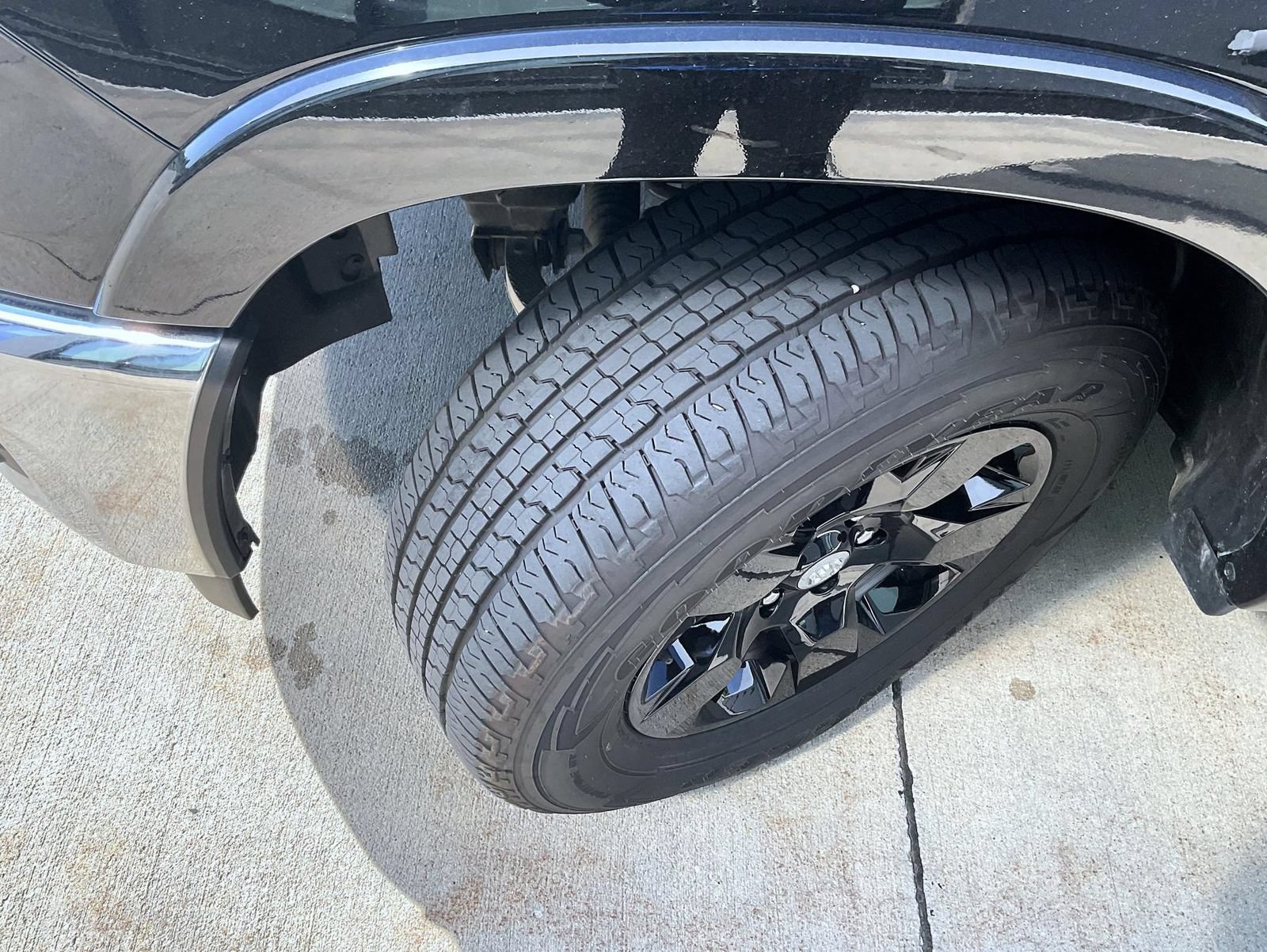 Used 2025 RAM 1500 Big Horn AWD/4WD image 23