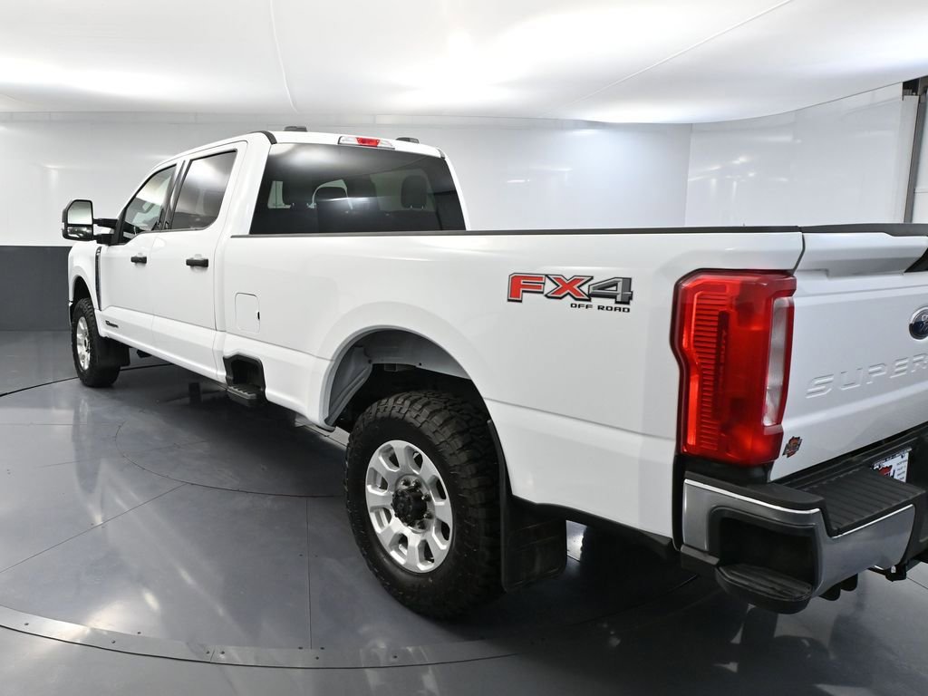 Used 2024 Ford F350 XLT w/ FX4 Off-Road Package image 9