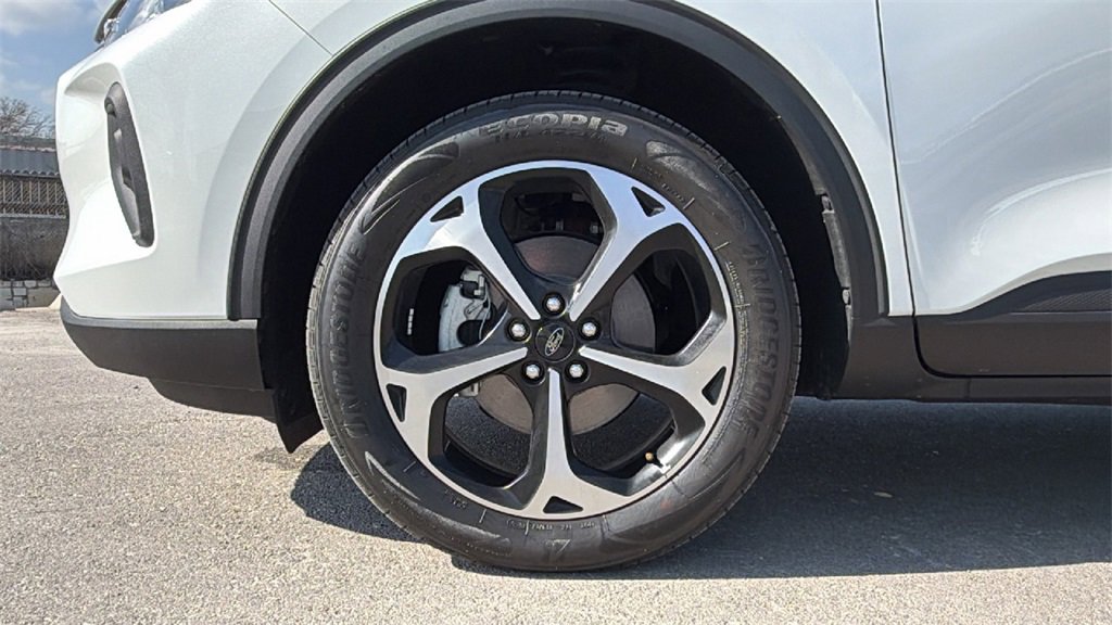 Used 2025 Ford Escape ST-Line Elite w/ Tech Pack #1 image 12