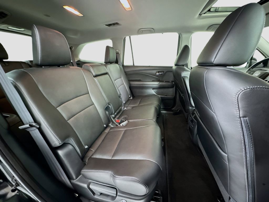 Used 2022 Honda Pilot Black Edition image 28