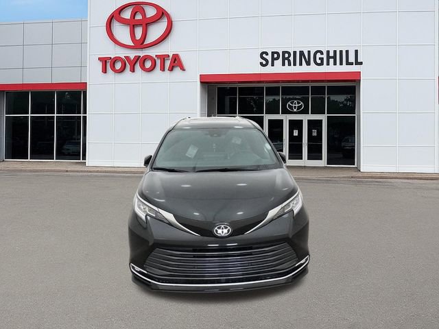 New 2026 Toyota Sienna Limited image 15