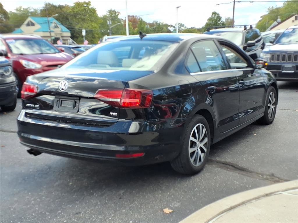 Used 2018 Volkswagen Jetta SE image 5