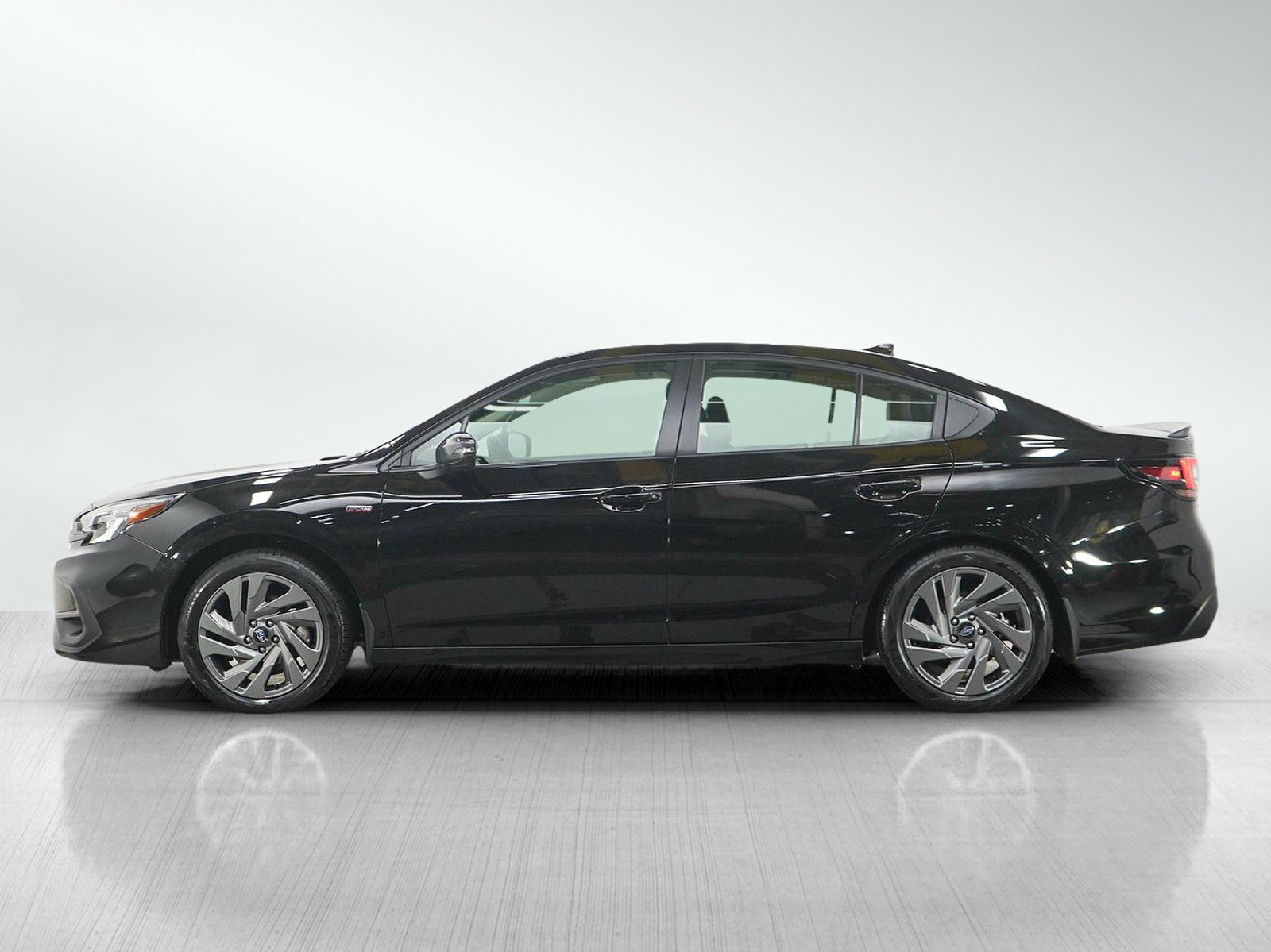 Used 2024 Subaru Legacy Limited w/ Tech Package #3 AWD/4WD image 2
