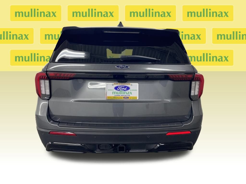 New 2026 Ford Explorer ST-Line w/ ST-Line Street Pack image 7
