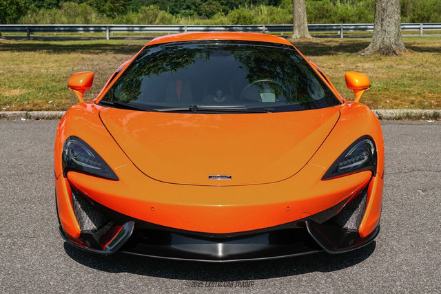 Used 2019 McLaren 570S Spider image 25