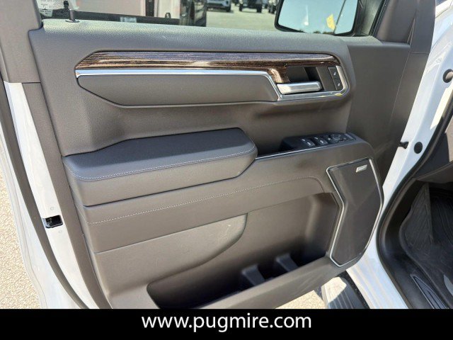 Used 2022 GMC Sierra 1500 Elevation w/ Elevation Premium Package AWD/4WD image 10