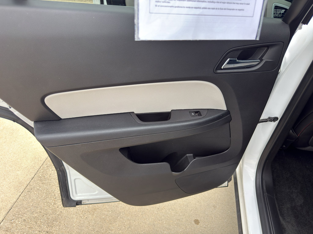 Used 2017 GMC Terrain SLT image 14