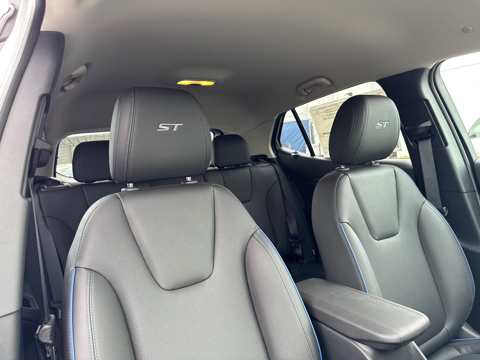 New 2026 Buick Encore GX Sport Touring FWD image 14