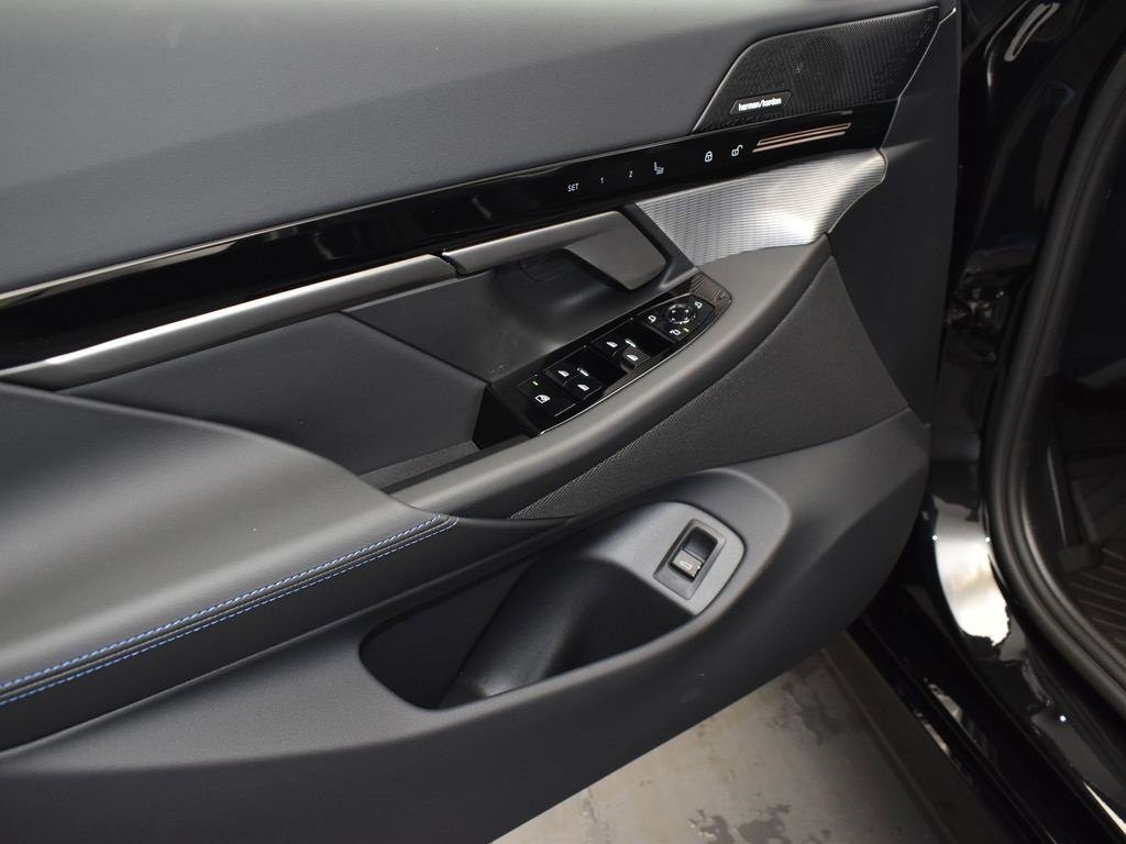 New 2026 BMW 530i w/ M Sport Package image 11