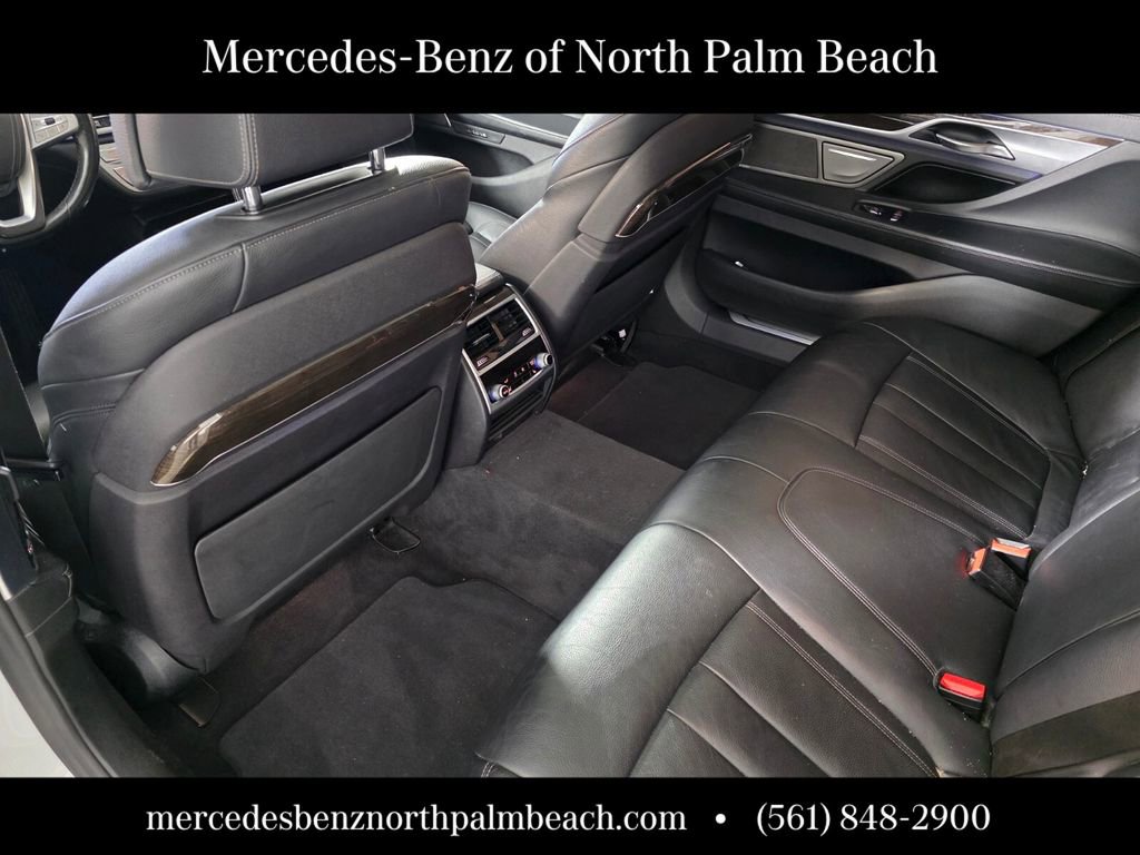 Used 2020 BMW 740i w/ Cold Weather Package image 14