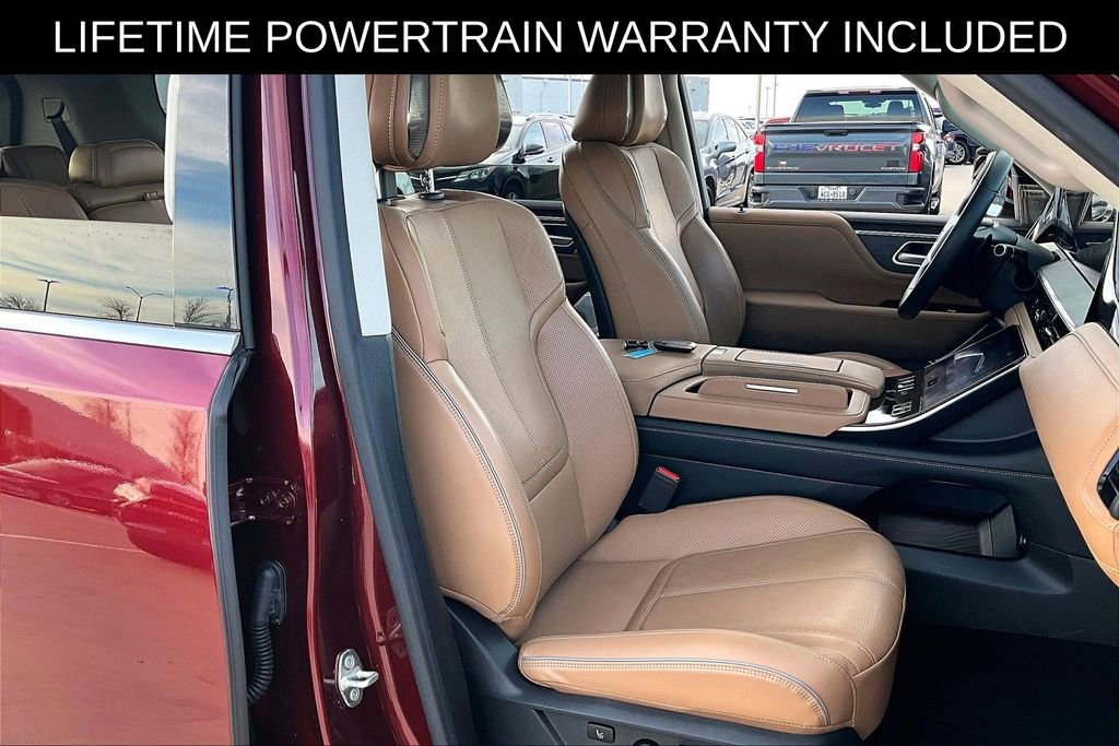 Certified 2025 INFINITI QX80 Sensory image 10