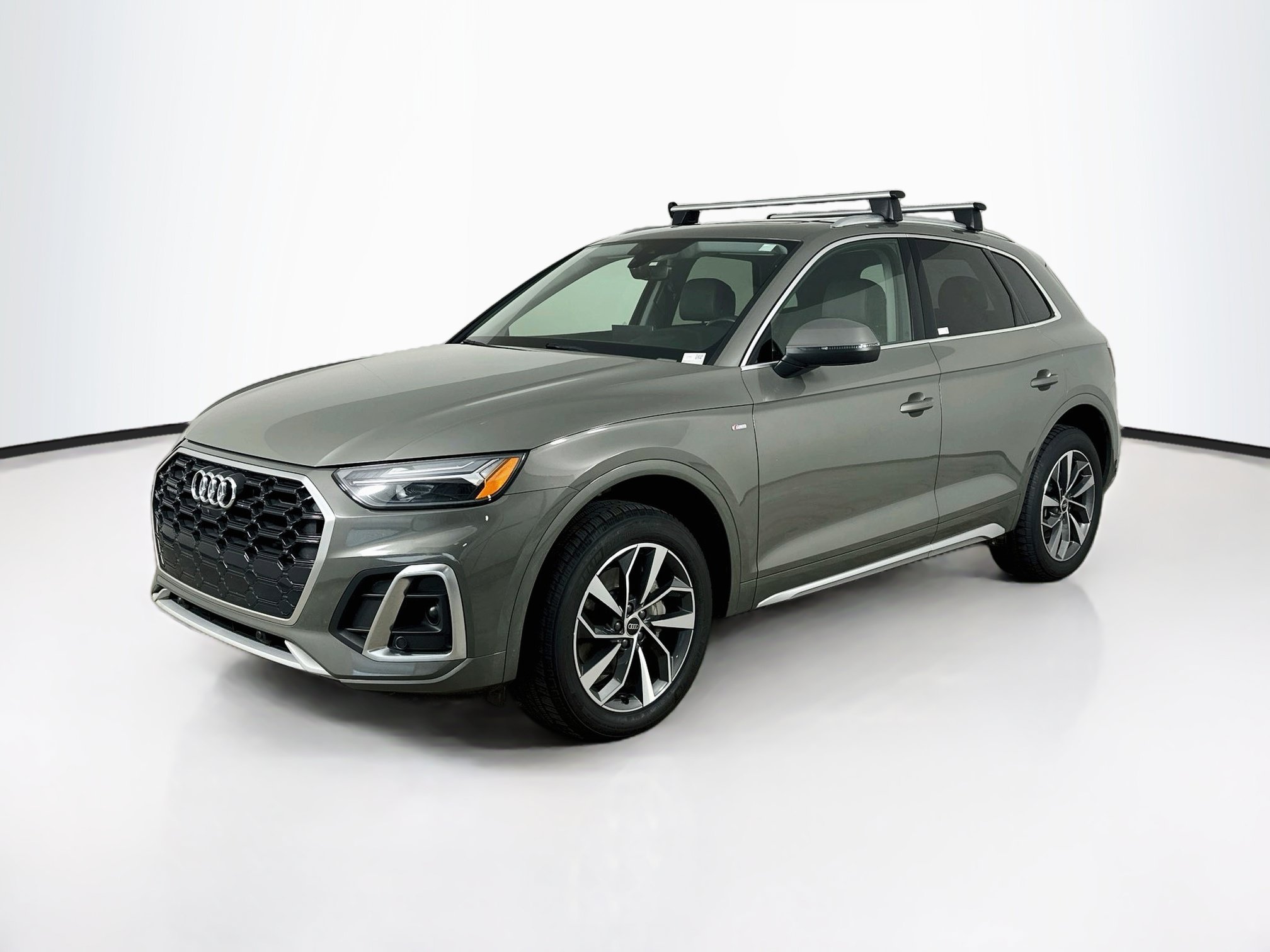 Used 2023 Audi Q5 2.0T Premium Plus AWD/4WD image 3