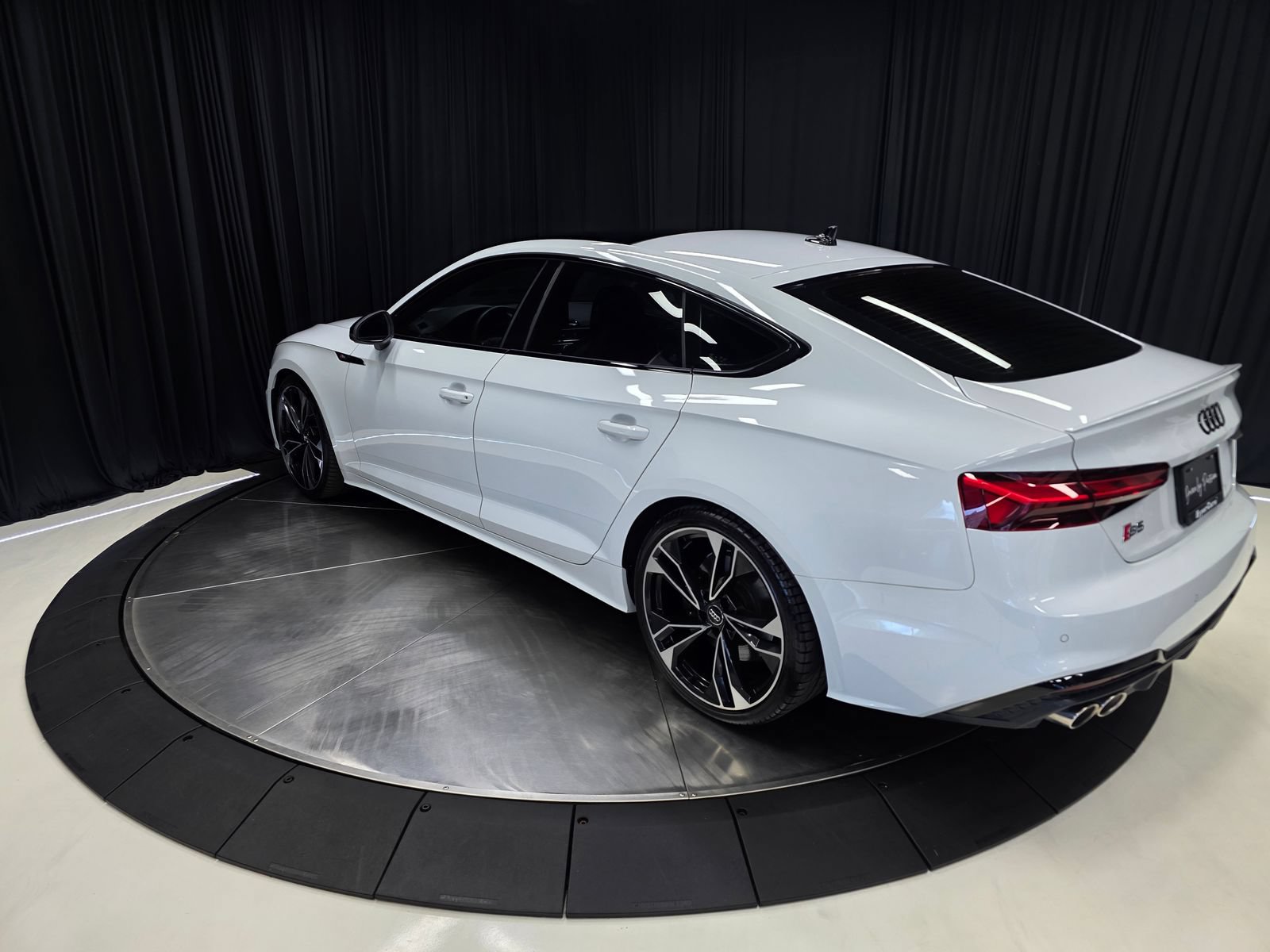 Used 2021 Audi S5 Premium Plus w/ Premium Plus Package AWD/4WD image 10
