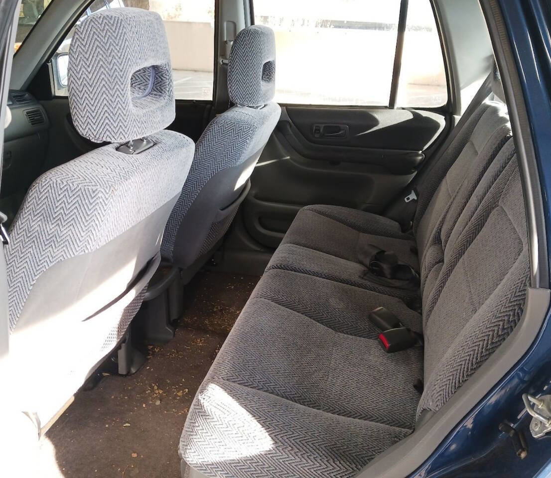 Used 1998 Honda CR-V LX image 9