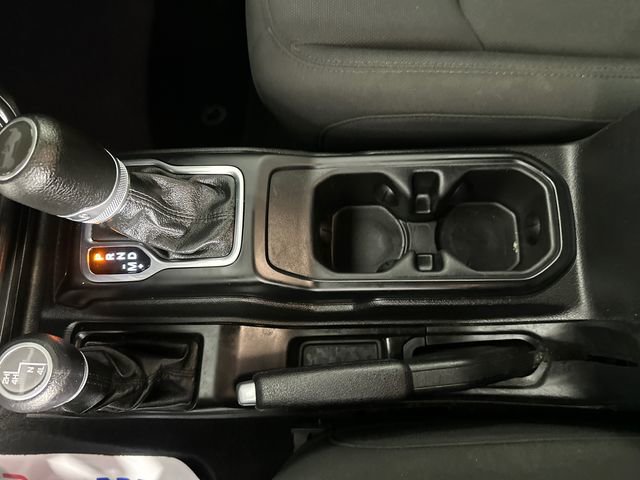 Used 2020 Jeep Wrangler Unlimited Sport S image 32