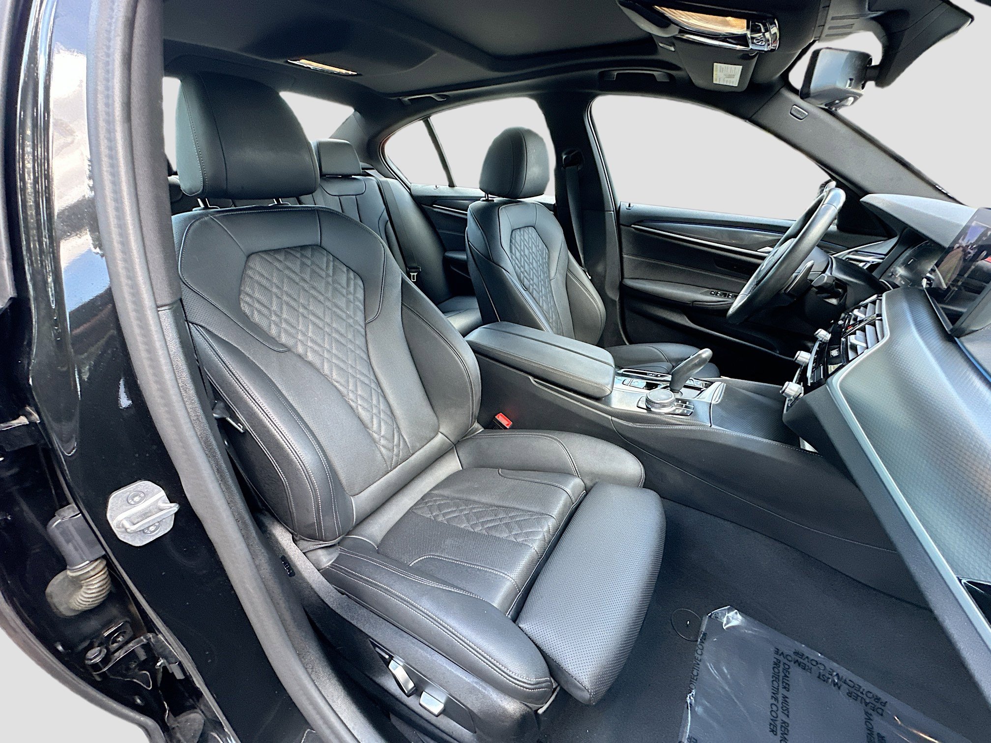 Certified 2023 BMW 530e w/ M Sport Package image 29