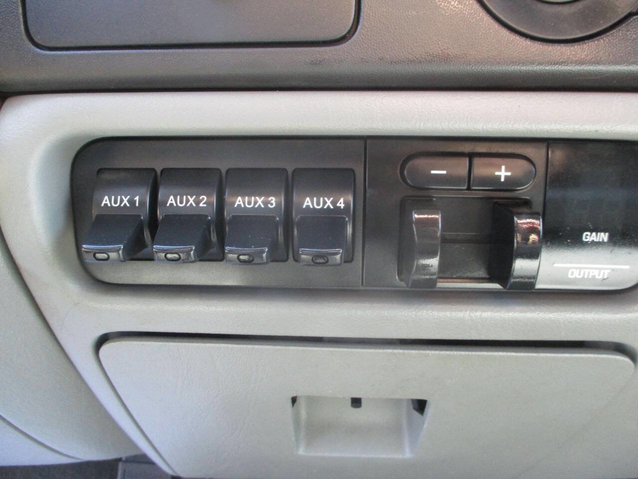 Used 2006 Ford F250 Lariat image 13