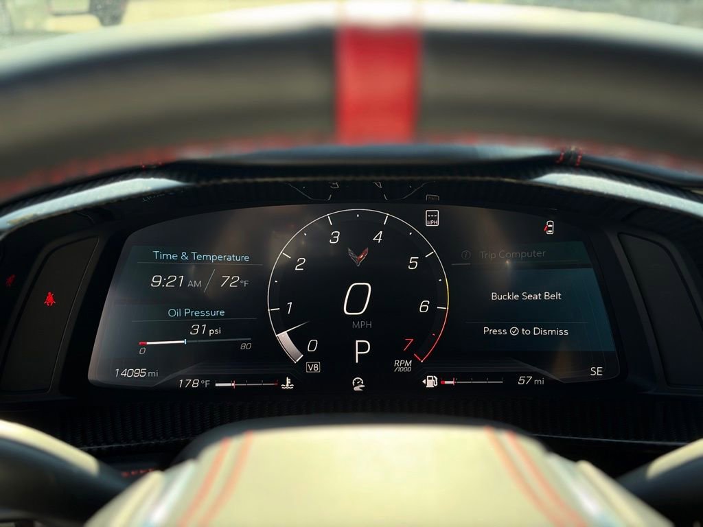 Used 2021 Chevrolet Corvette Stingray Premium Cpe w/ Z51 Performance Package image 21