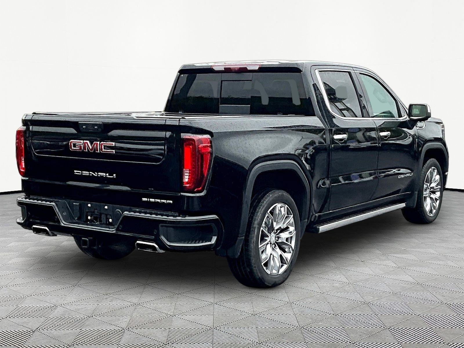 Used 2026 GMC Sierra 1500 Denali w/ Denali Reserve Package AWD/4WD image 6