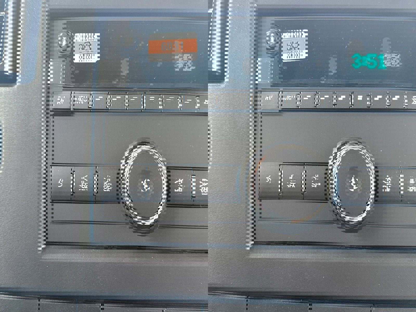 New 2025 Chevrolet Express 4500 w/ Power Convenience Package image 49