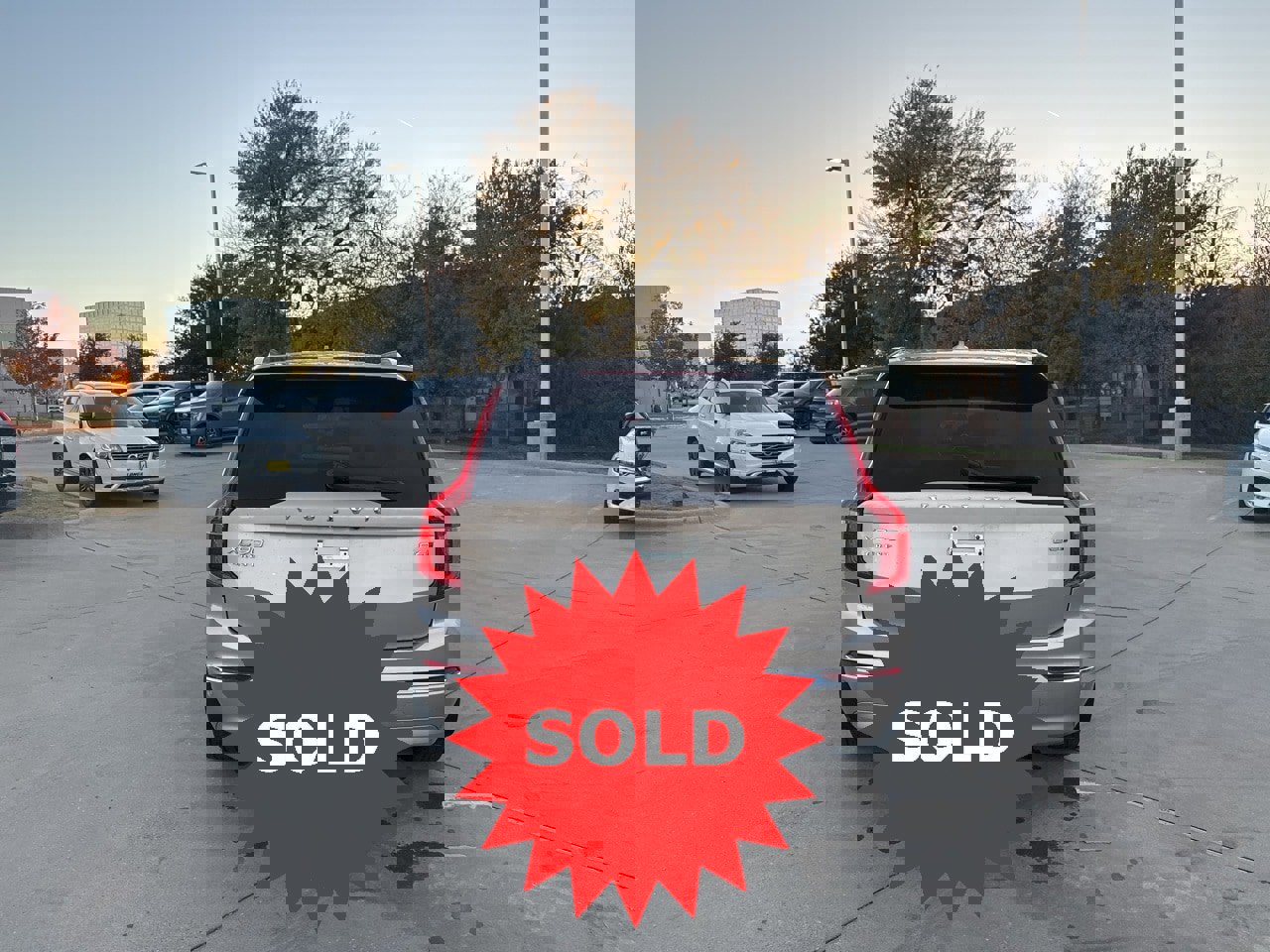 Certified 2023 Volvo XC90 B6 Ultimate w/ Lounge Package image 6