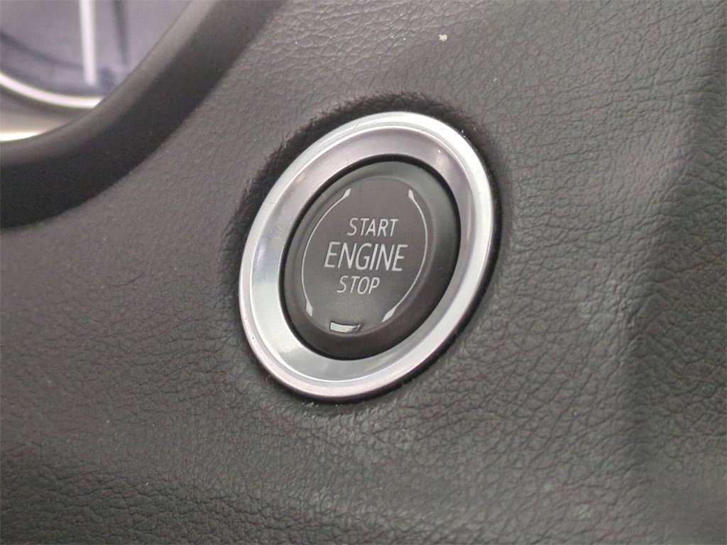 Certified 2023 Cadillac XT4 Premium Luxury w/ Cold Weather Package image 16