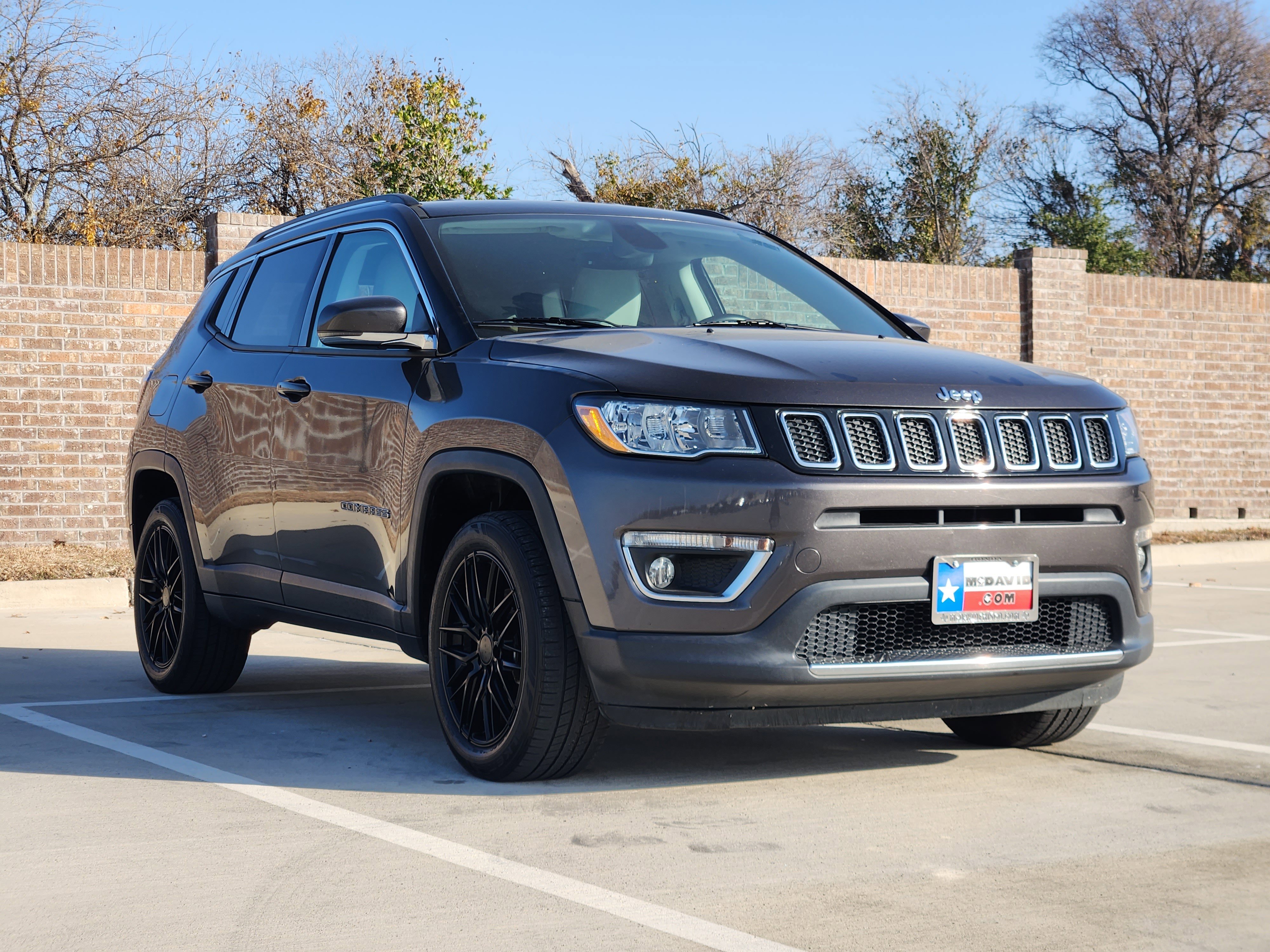 Used 2018 Jeep Compass Limited w/ Navigation Group image 4