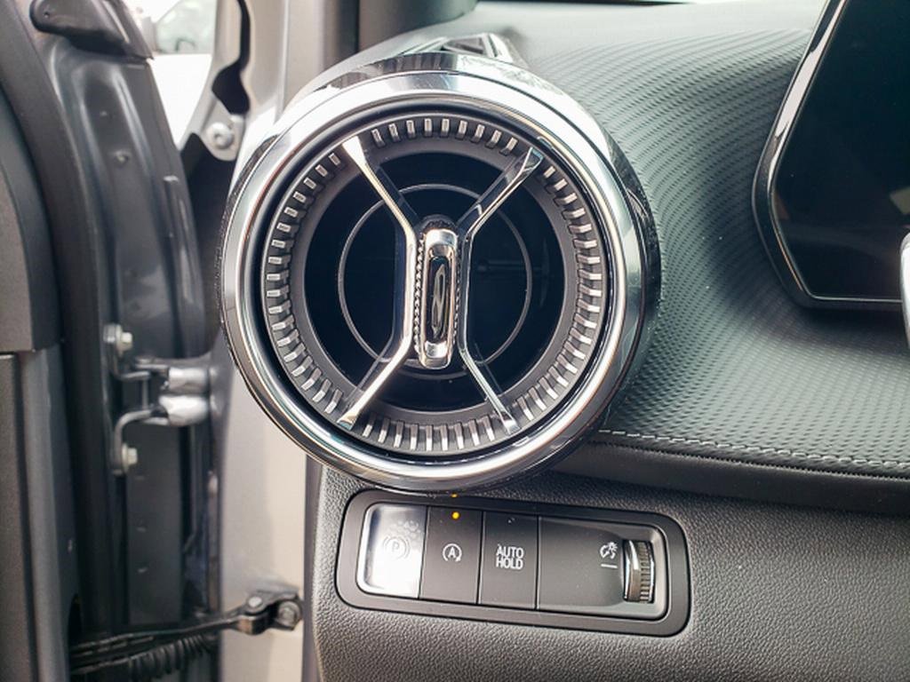 New 2026 Chevrolet Equinox LT w/ Midnight Edition image 12