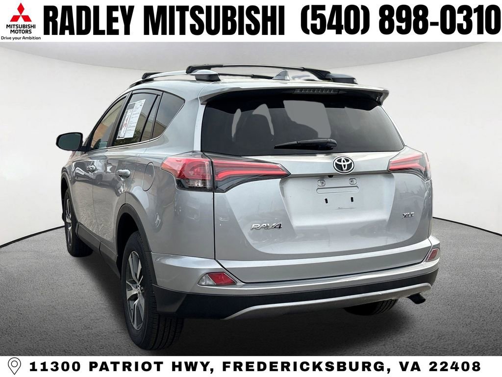 Used 2017 Toyota RAV4 XLE FWD image 17