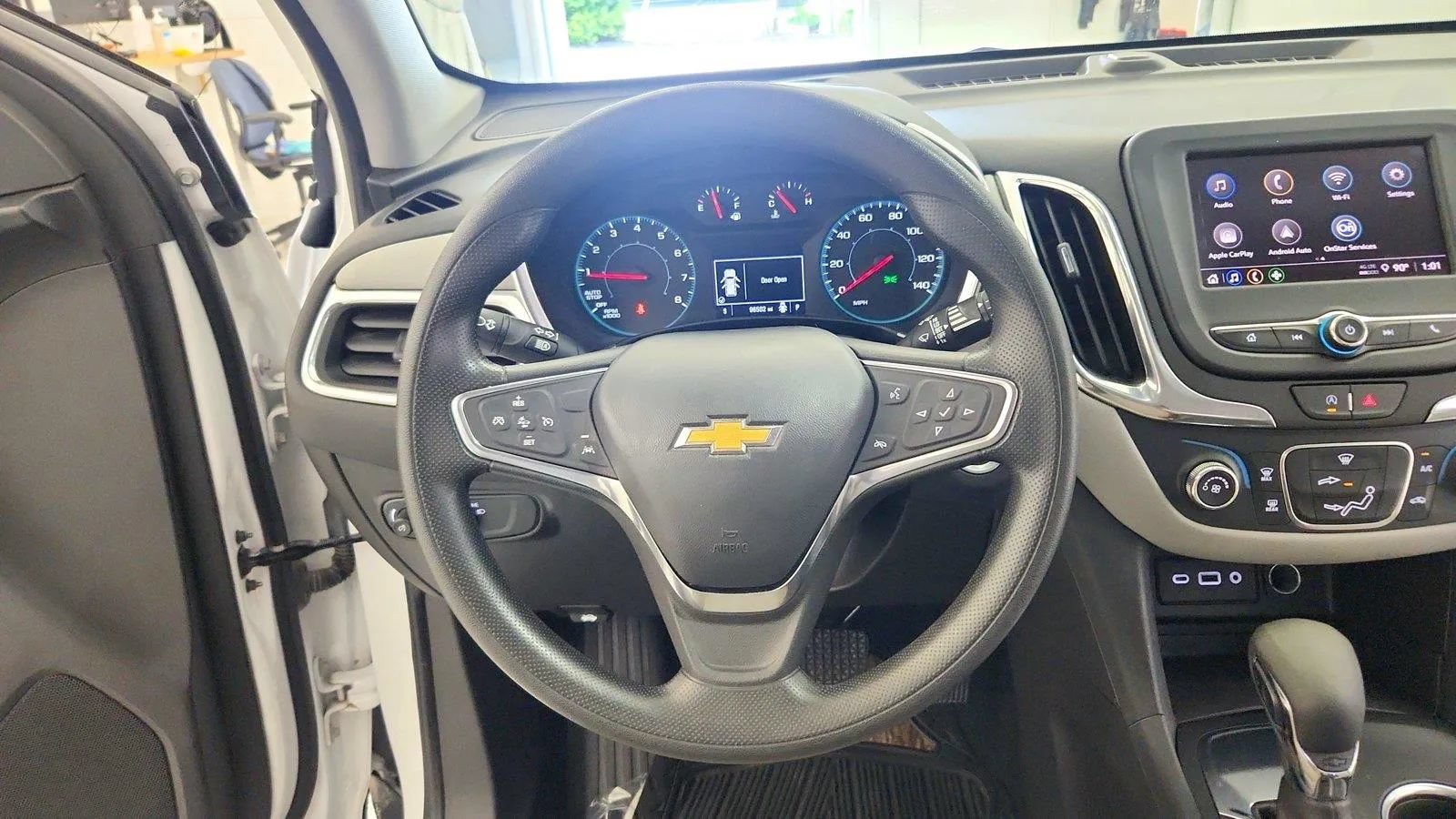 Used 2024 Chevrolet Equinox LS w/ Driver Confidence II Package FWD image 24