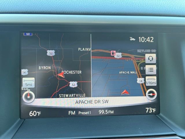 Used 2019 Nissan Pathfinder Platinum FWD image 3