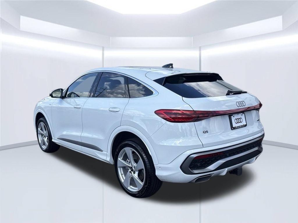 Used 2025 Audi Q5 Premium Plus AWD/4WD image 3