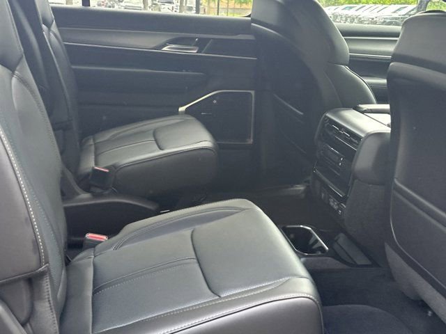 New 2026 Jeep Grand Wagoneer 4WD image 17
