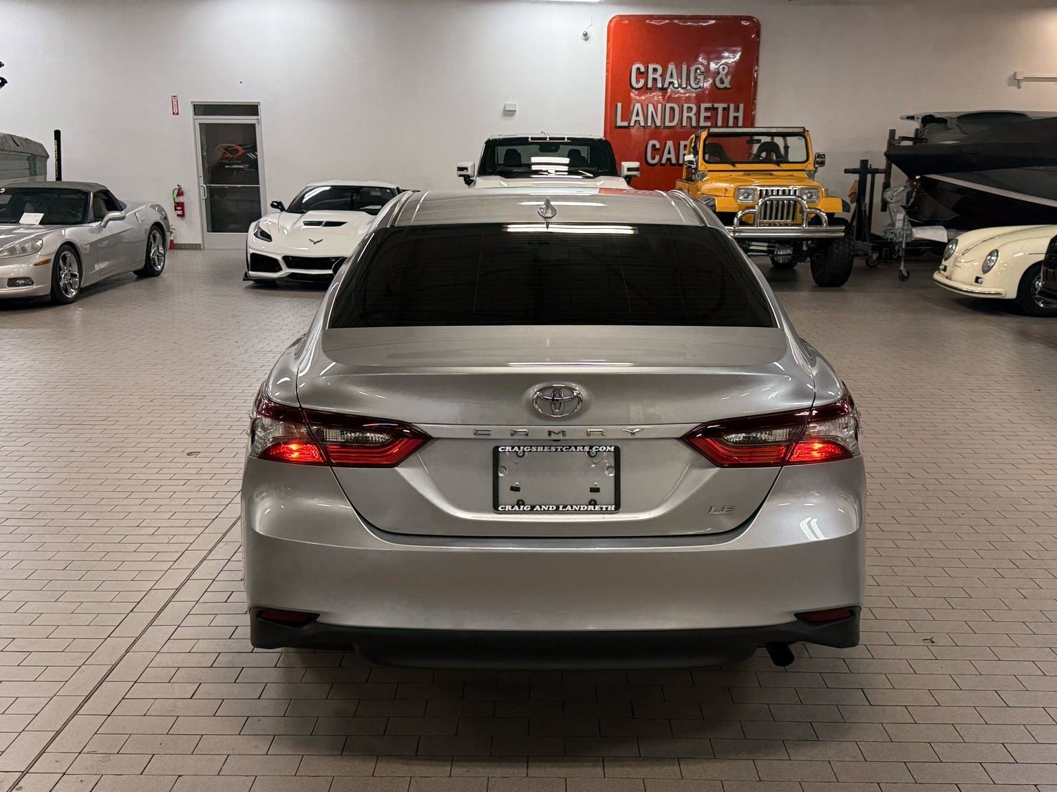 Used 2022 Toyota Camry LE image 5