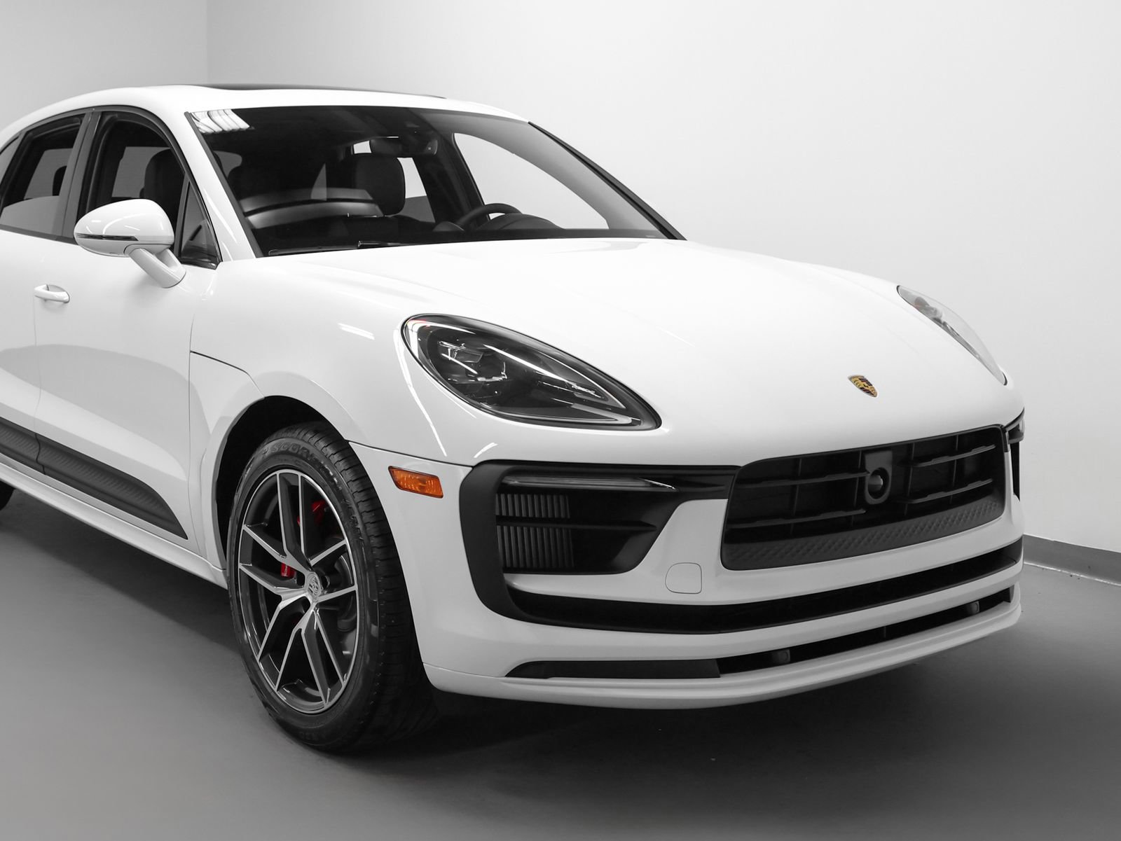 New 2026 Porsche Macan S image 9