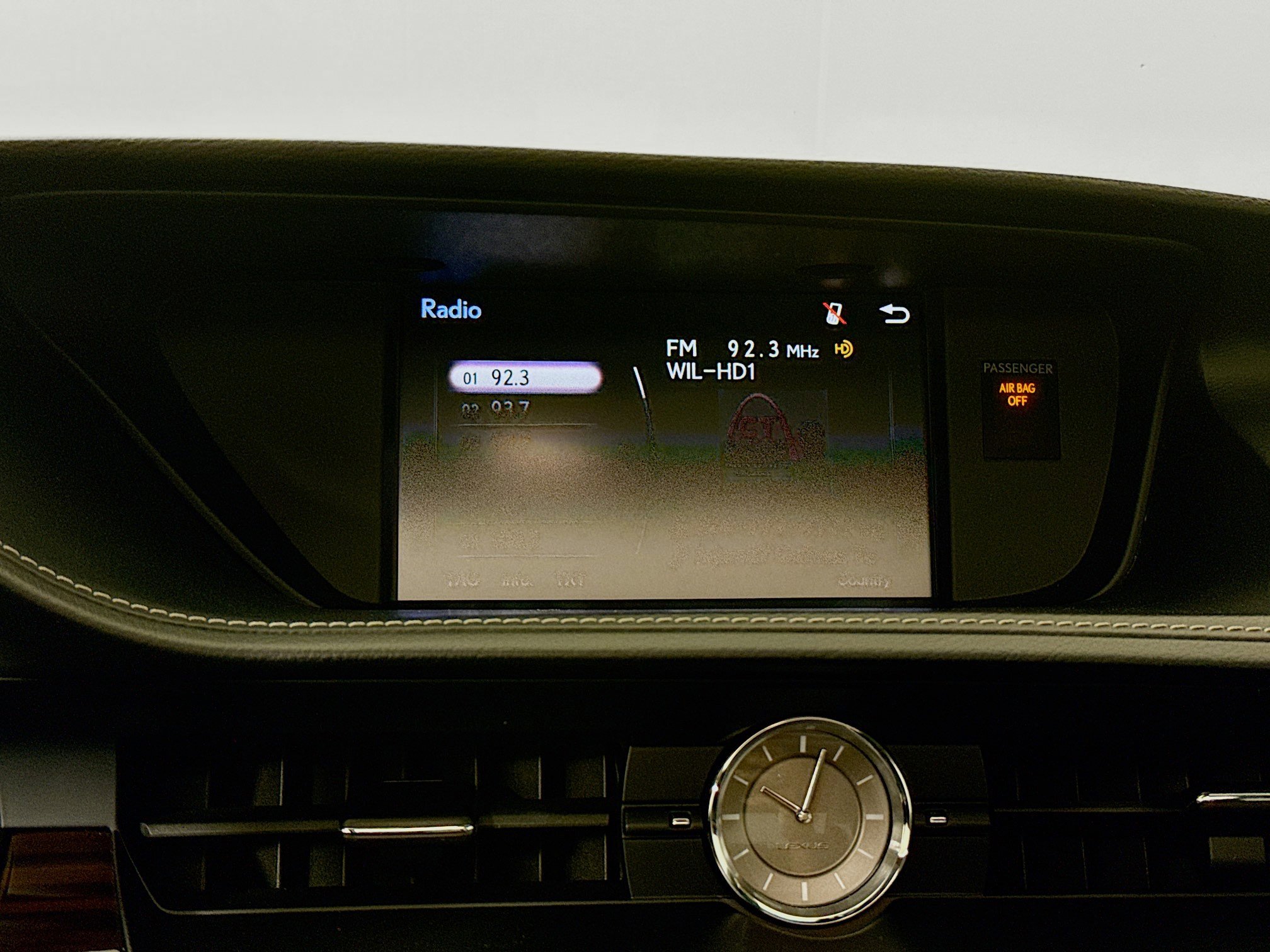 Used 2016 Lexus ES 350 w/ Premium Package w/Wood Trim image 15