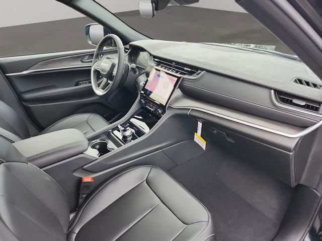 New 2025 Jeep Grand Cherokee Limited image 39