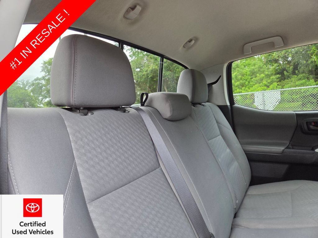 Used 2022 Toyota Tacoma SR5 RWD image 18