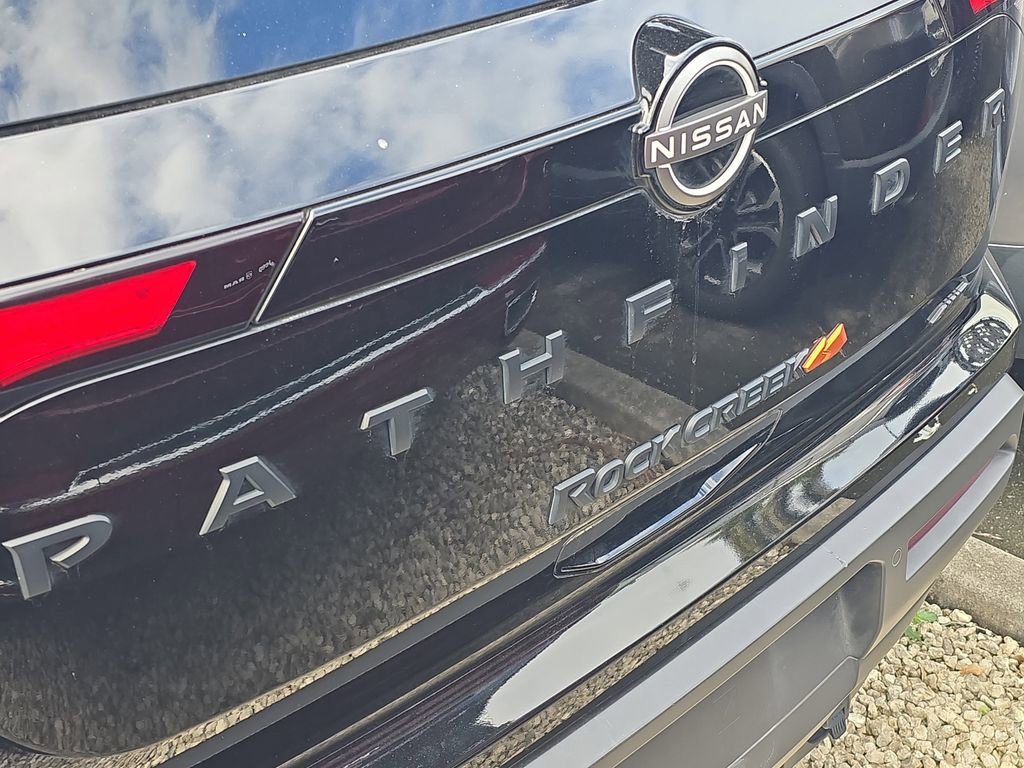 Used 2024 Nissan Pathfinder Rock Creek image 8