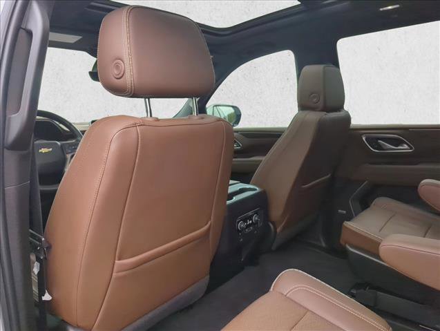 Used 2021 Chevrolet Tahoe High Country w/ Premium Package image 20