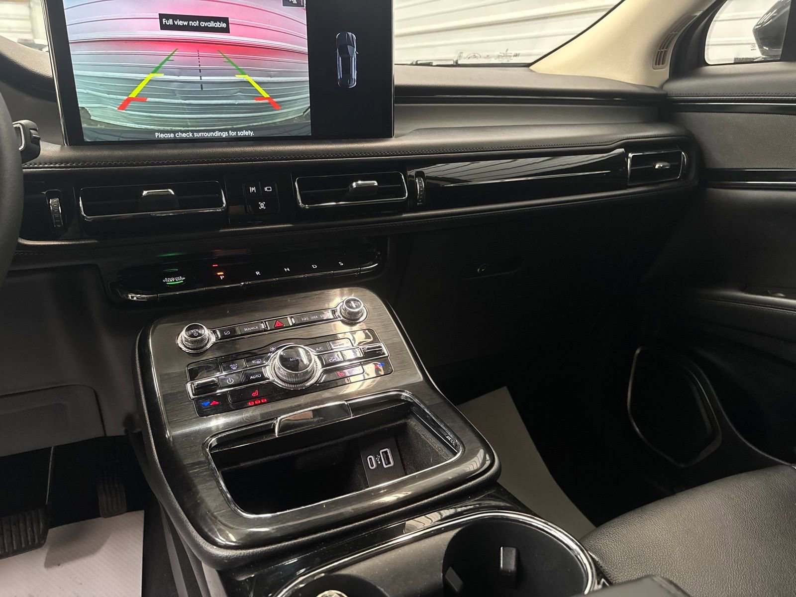 Used 2022 Lincoln Nautilus AWD image 25