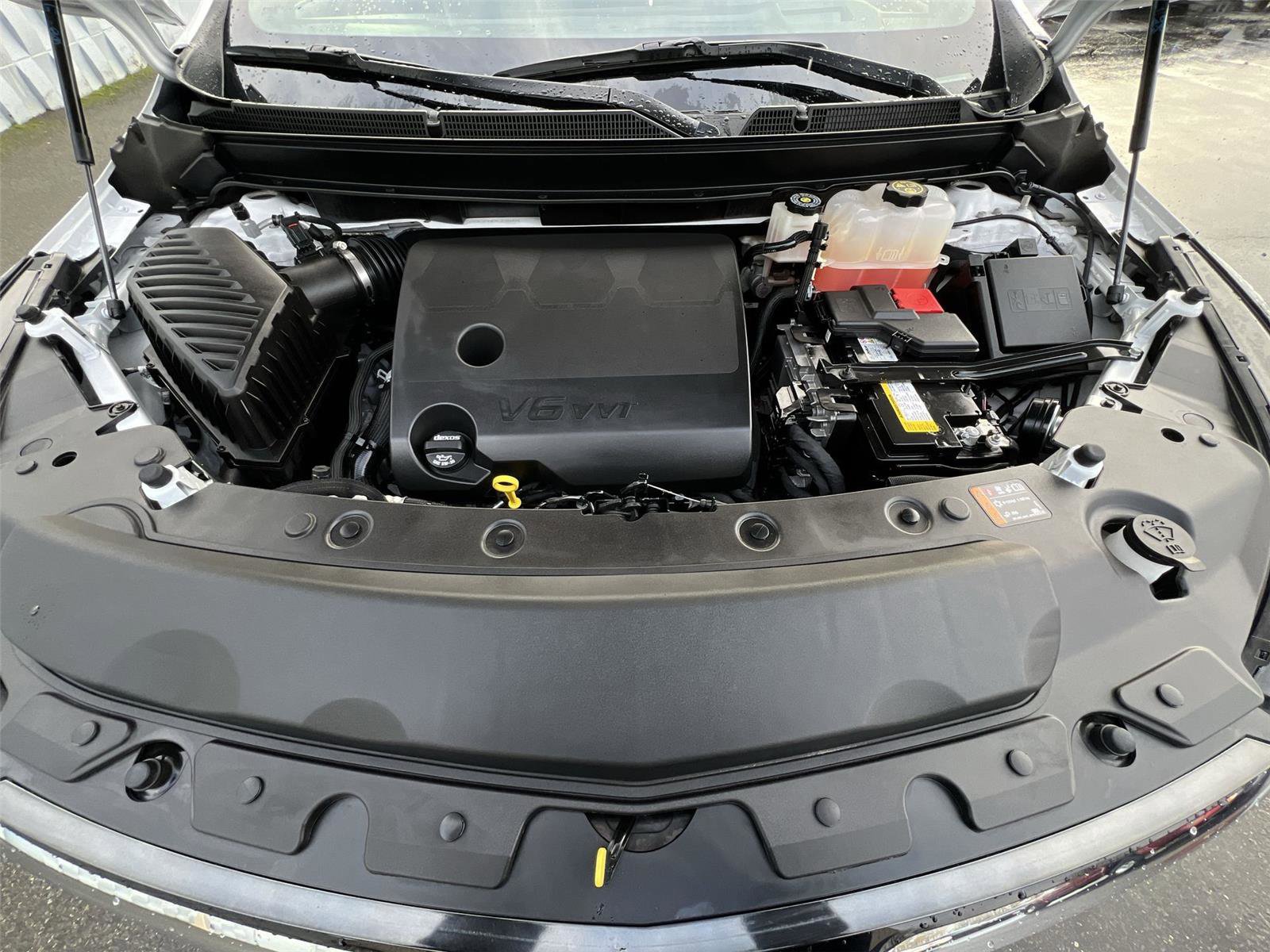 Used 2024 Buick Enclave Avenir image 30