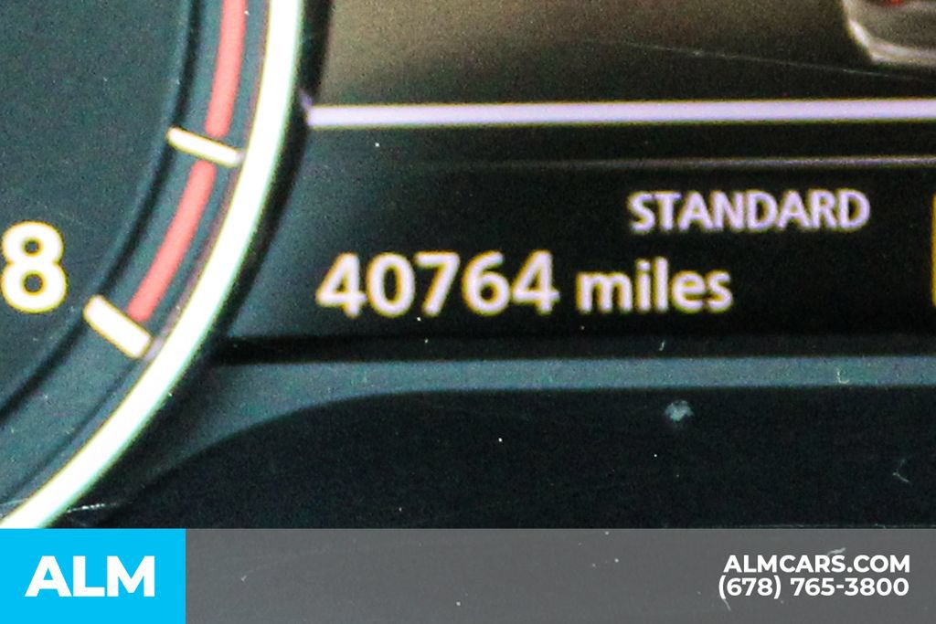 Used 2025 Nissan Rogue SV FWD image 39