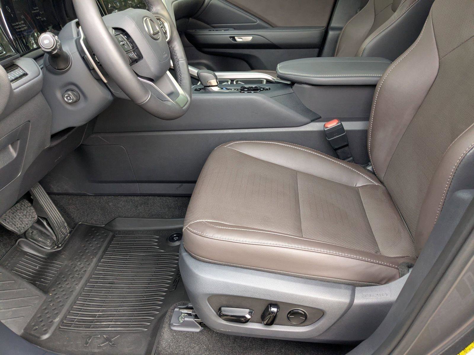 Certified 2026 Lexus TX 350 AWD w/ Technology Package image 5