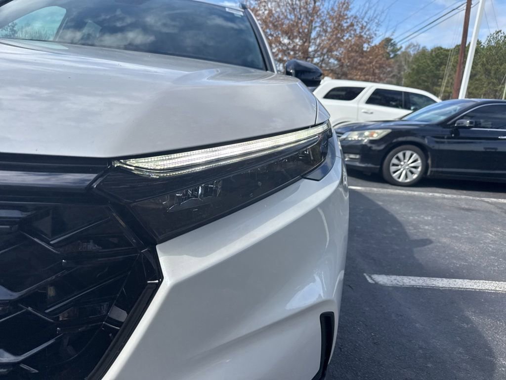 Certified 2025 Honda CR-V Sport image 9