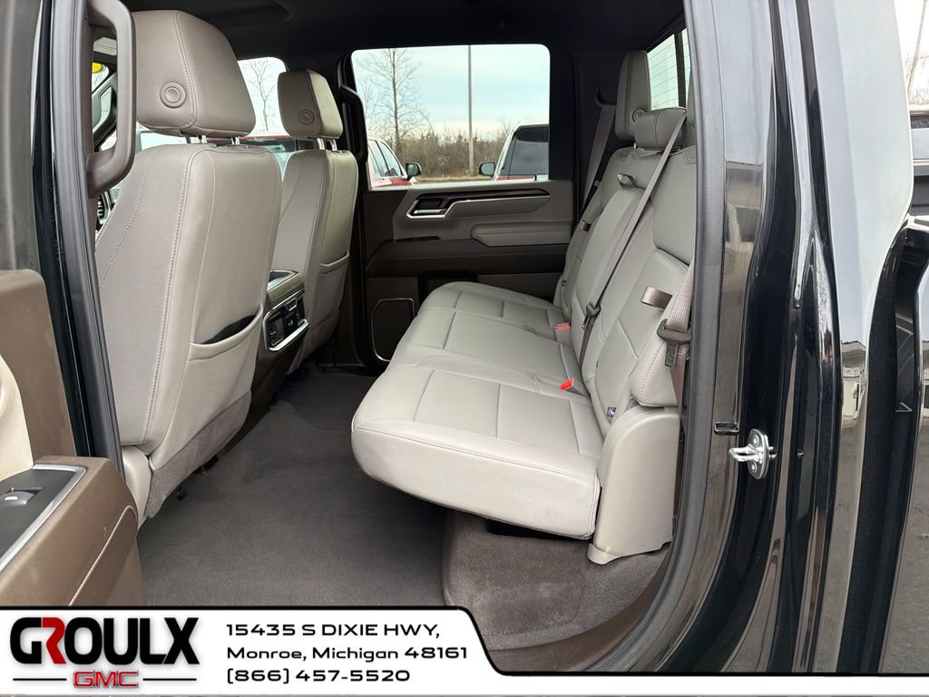Used 2024 GMC Sierra 2500 SLT w/ SLT Premium Package image 23