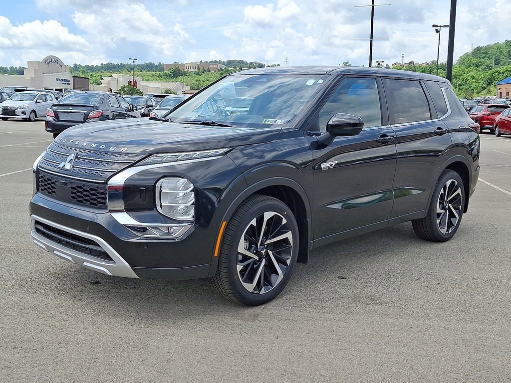 New 2025 Mitsubishi Outlander SE image 2