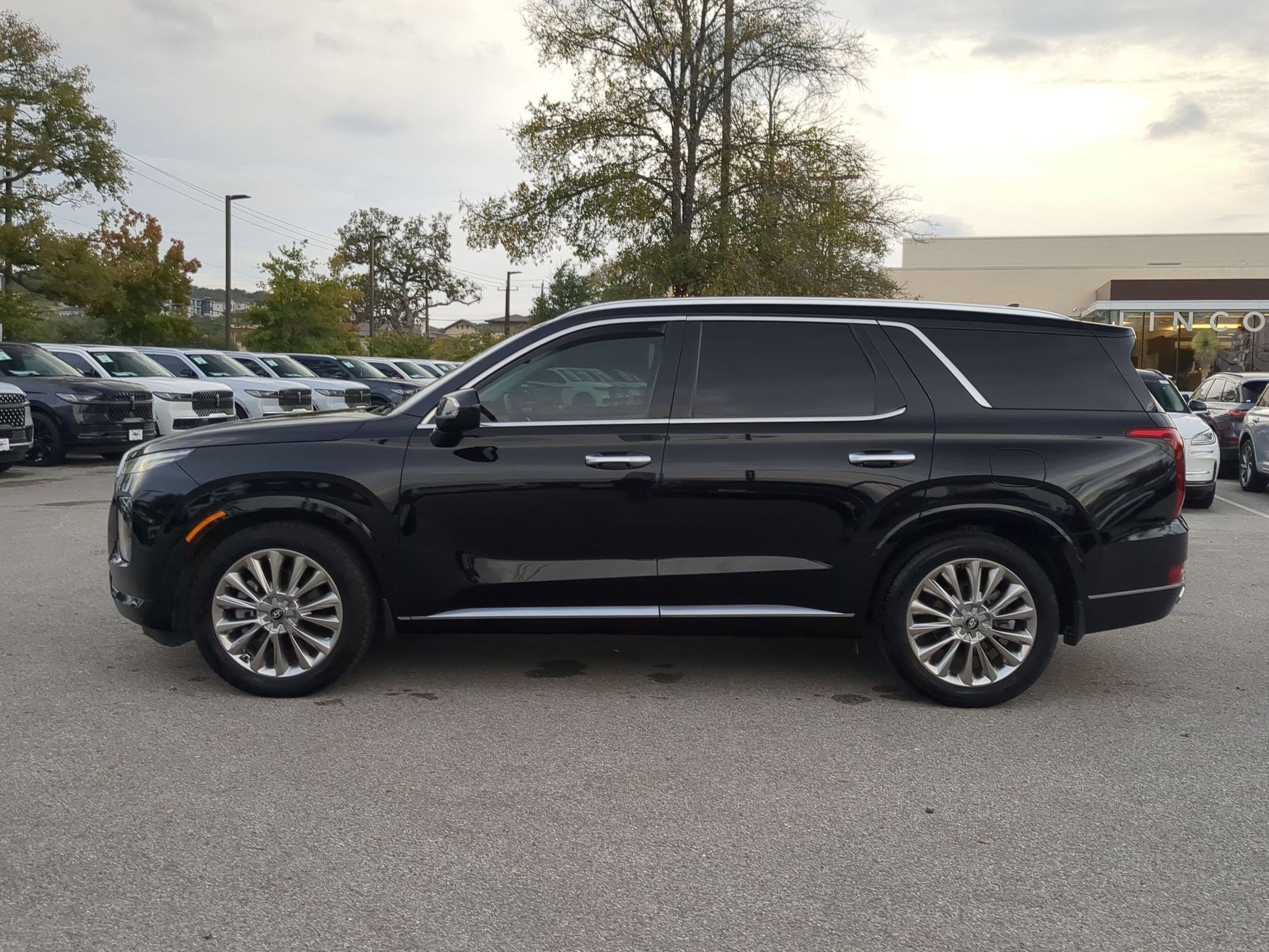 Used 2020 Hyundai Palisade Limited image 6